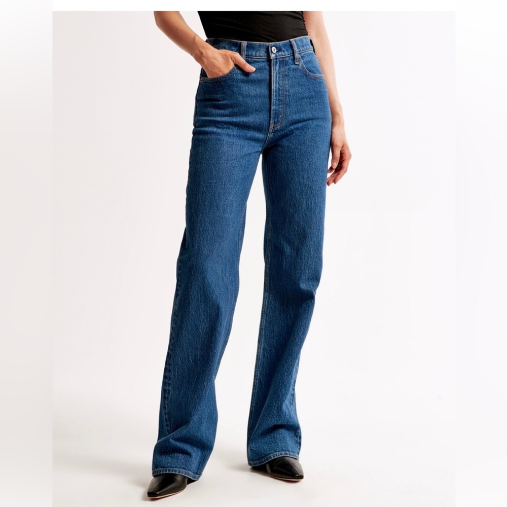 Abercrombie 90’s relaxed high rise 29S (size 8)